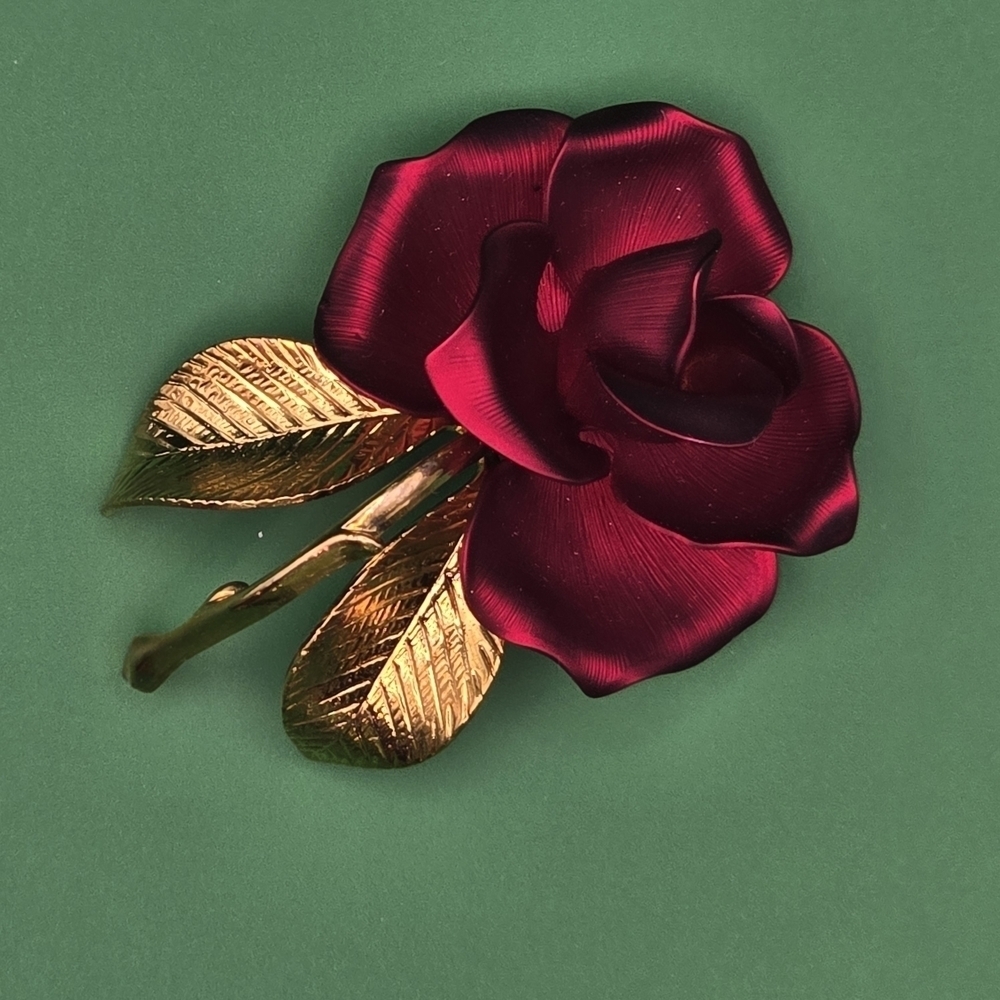 Vintage Rose Brooch Pin Gold-Tone Red Stamped Cerrito. - Picture 3 of 9